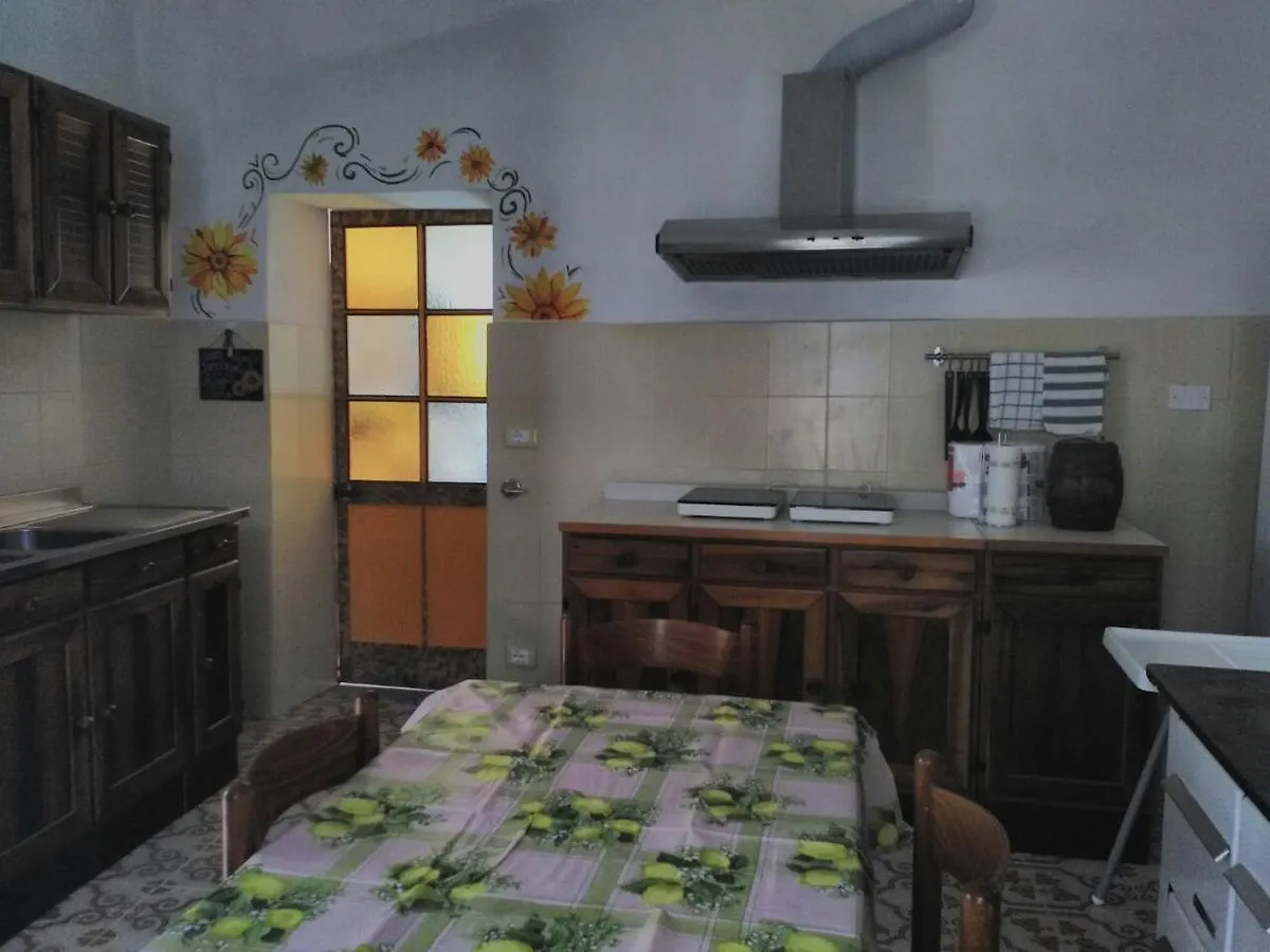 B&B Il Girasole Finale Ligure Bed & Breakfast